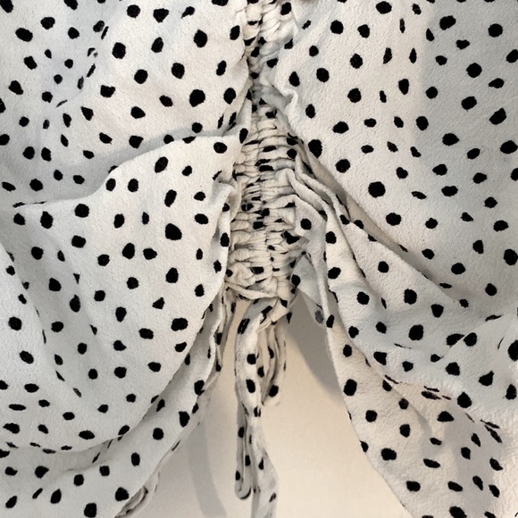3 for 20 $ - H&M - crop cheeta/dots top - white and black - size L - Picture 3 of 6